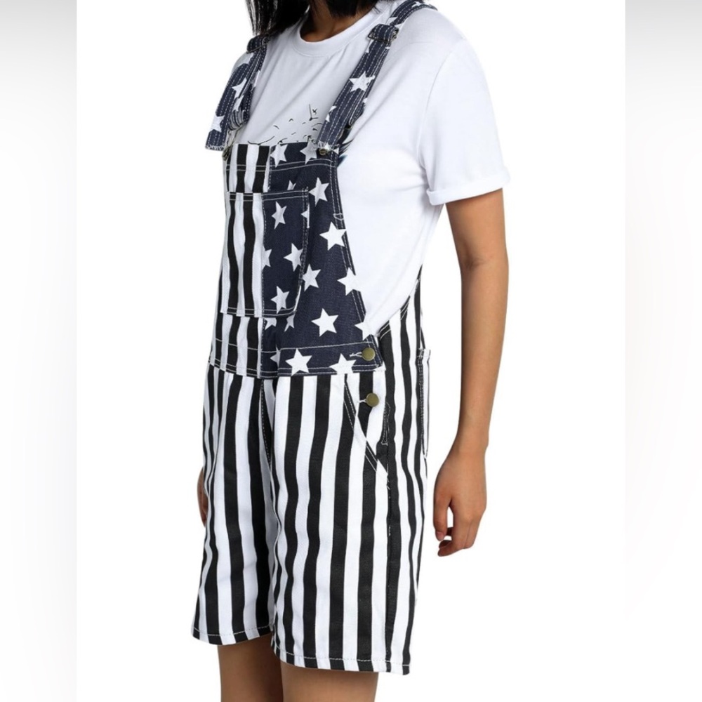 Star Gorgeous Stripped Denim Romper with Pockets - Picture 2 of 5